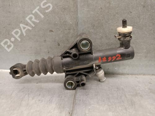 Used Clutch slave cylinder Clutch slave cylinder RENAULT TRAFIC III Bus (JG_) 1.6 dCi 125 (JGMH) (125 hp) 39956782 39956782
