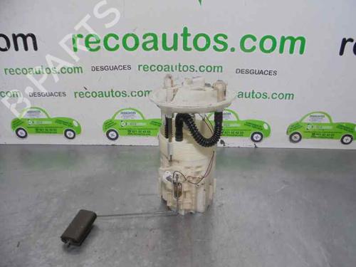 Bränslepump RENAULT MEGANE II Saloon (LM0/1_) 1.9 dCi (LM0G, LM1G, LM2C) (120 hp) 3451072