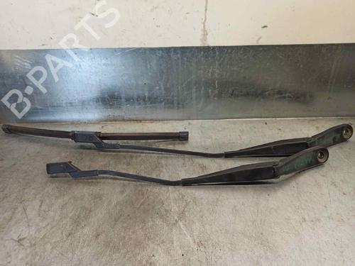 Used Front windshield wiper arm FORD MONDEO IV (BA7) 2.0 TDCi (140 hp) 7208962