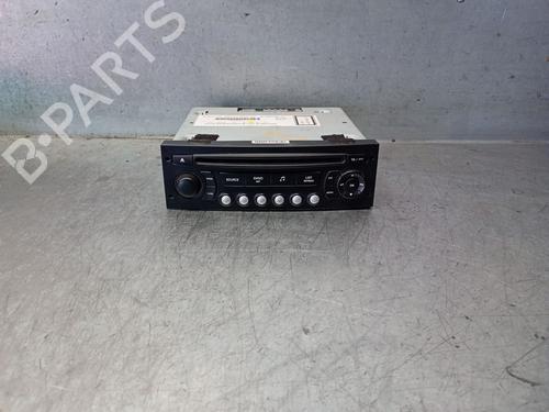 Used Radio PEUGEOT 5008 (0U_, 0E_) 1.6 HDi (110 hp) 26644070