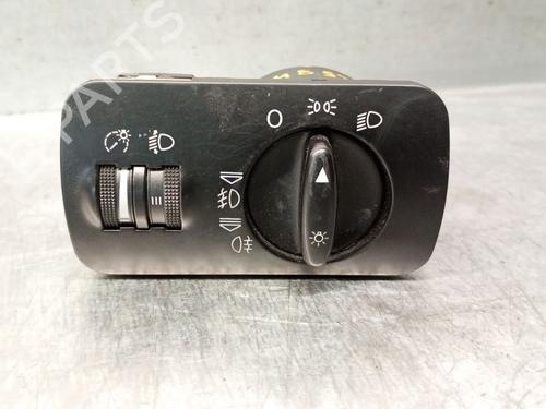 Used Headlight switch Headlight switch SEAT TOLEDO II (1M2) 1.9 TDI (110 hp) 32751569 32751569