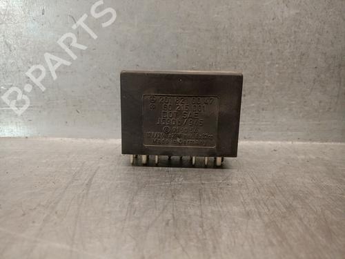 Elektronische module MERCEDES-BENZ S-CLASS (W126) [1979-1991]  24605658