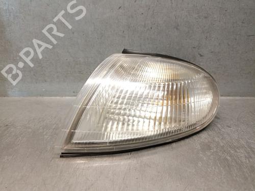 Used Left front indicator HYUNDAI LANTRA II (J-2) 1.9 D (68 hp) 30270395