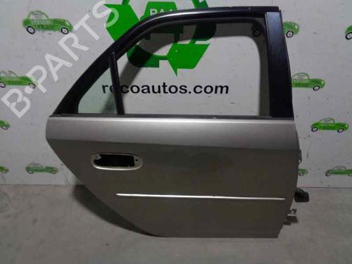 Drzwi tylne prawe CADILLAC CTS 3.2 19120493 | COLOR | CHAMPAGNE | 4 | PUERTAS