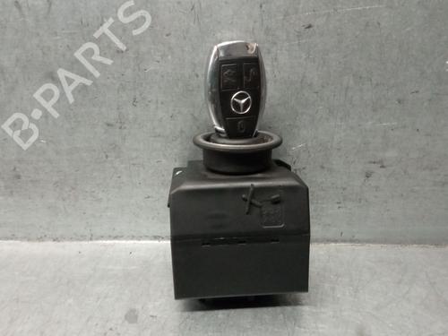 Used Ignition barrel MERCEDES-BENZ CLK (C209) CLK 270 CDI (209.316) (170 hp) 29851169