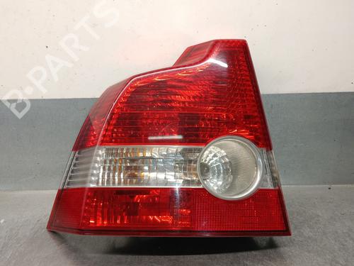 left-taillight-volvo-s40-ii-544-2003-2004-2005-2006-2007-2008-2009-2010-2011-2012-38927199 main image