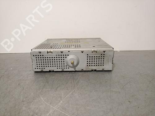 Used Radio MERCEDES-BENZ E-CLASS (W211) E 270 CDI (211.016) (177 hp) 25244485