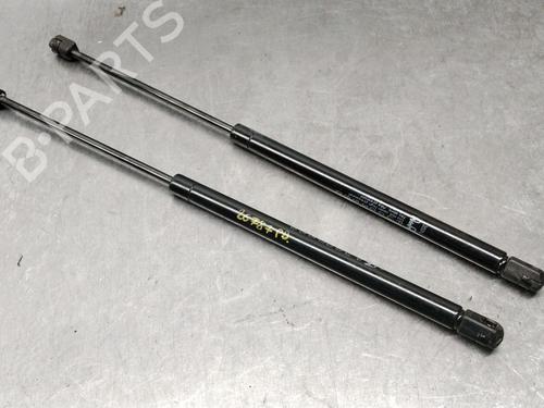tailgate-lift-support-seat-leon-1p1-2005-2006-2007-2008-2009-2010-2011-2012-2013-39956768 main image