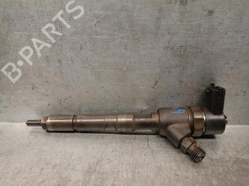Used Injector OPEL COMBO Tour 1.3 CDTI 16V (69 hp) 31042526