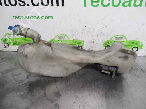 Used Windscreen washer tank AUDI 80 B4 Avant (8C5) [1991-1996]  7445471