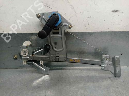 Used Rear right window mechanism CITROËN XSARA (N1) 1.9 D (70 hp) 8819296