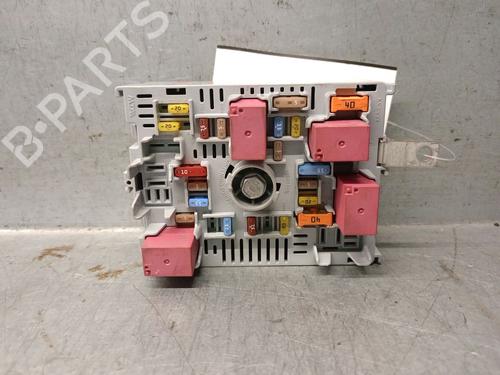 Used Fuse box CITROËN JUMPER II Bus 2.2 HDi 120 (120 hp) 32256634