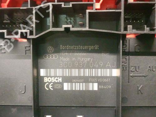 Fuse box VW GOLF V (1K1) 1.9 TDI | BP31308121E1 