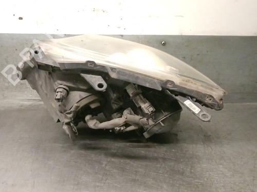 Right headlight TOYOTA AVENSIS Estate (_T25_) 2.2 D-CAT (ADT251_, ADT251R) | BP30805335C29