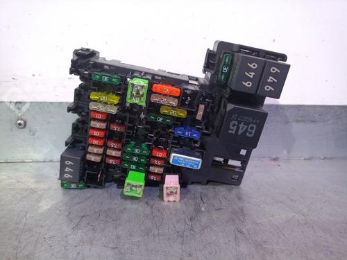 Used Fuse box VW TOURAN (5T1) 2.0 TDI (150 hp) 23074146