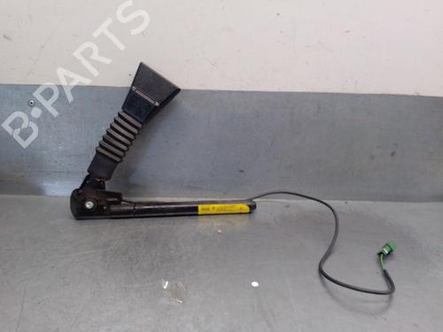 Høyre foran beltestrammer OPEL ASTRA G Hatchback (T98) 2.0 DTI 16V (F08, F48) (101 hp) 30804424