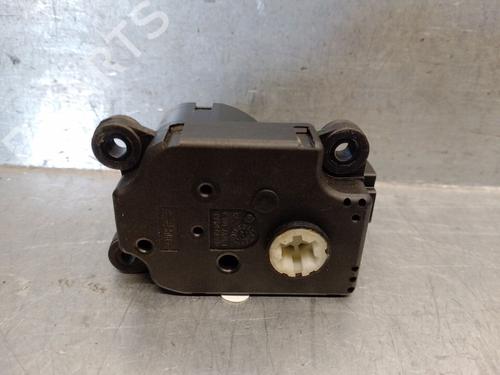Electronic module JAGUAR XE (X760) 2.0 D | BP27556600M83 