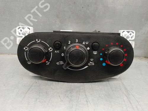 Commande Chauffage DACIA SANDERO II 1.0 SCe 75 (B8JC, B8JD) (73 hp) 15656035