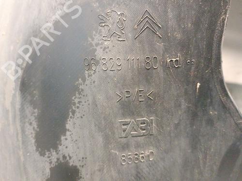 Wheel arch PEUGEOT 3008 I MPV (0U_) 1.6 HDi | BP28381239C56 