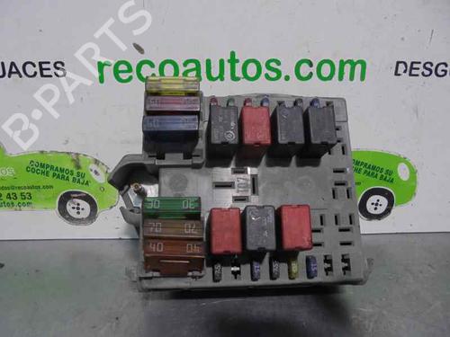 Used Fuse box FIAT PUNTO (188_) 1.2 16V 80 (188.233, .235, .253, .255, .333, .353, .639,... (80 hp) 2089775