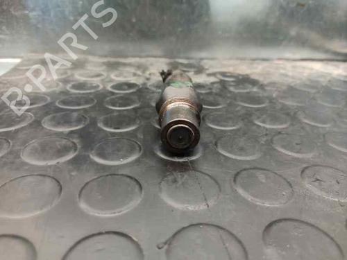 Injector FORD MONDEO II (BAP) 1.8 TD | BP5769776M100