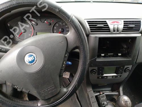 Fuse box FIAT STILO (192_) 1.9 D Multijet | BP16456735E1 