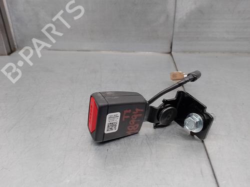 Used Seat buckle Seat buckle 15831308 15831308