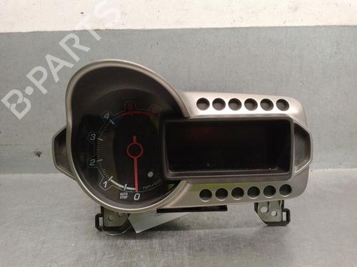 Used Instrument cluster CHEVROLET AVEO Hatchback (T300) 1.3 D (75 hp) 31714109