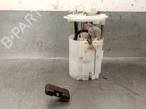 Used Fuel pump RENAULT MEGANE IV Hatchback (B9A/M/N_) 1.5 dCi 110 (B9A3) (110 hp) 29361002