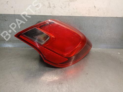 Høyre baklys OPEL CORSA E (X15) 1.3 CDTI (08, 68) (75 hp) 27282864