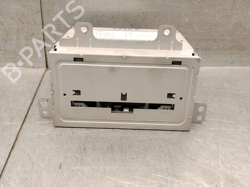 Used Radio Radio OPEL ZAFIRA TOURER C (P12) 2.0 CDTi (75) (130 hp) 36070385 36070385