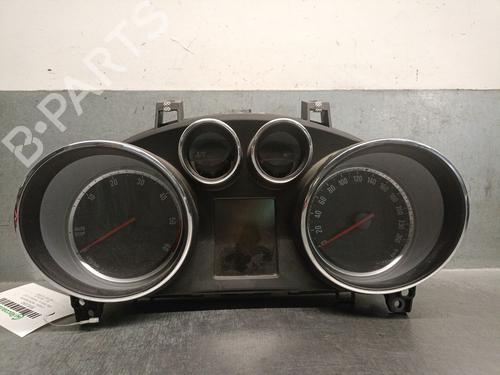 Used Instrument cluster Instrument cluster OPEL MOKKA / MOKKA X (J13) 1.7 CDTI (_76) (131 hp) 34692221 34692221