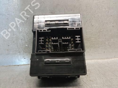Fuse box HYUNDAI TUCSON (TL, TLE) 2.0 CRDi All-wheel Drive | BP28057068E1 