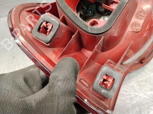Right taillight VW PASSAT B6 Variant (3C5) 2.0 TDI 16V | BP38460953C35 - Image 5