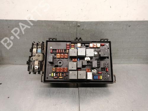 fuse-box-opel-zafira-tourer-c-p12-2011-31627121 main image