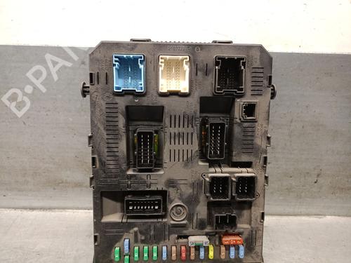 Fuse box CITROËN C5 II (RC_) 1.6 HDi (RC8HZB) | BP25824221E1 - Image 3