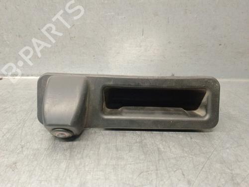 Used Tailgate handle BMW X5 (G05, F95) xDrive 45 e Plug-in Hybrid (394 hp) 33027774