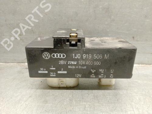 Module électronique SEAT IBIZA III (6L1) 1.4 16V (86 hp) 23200464