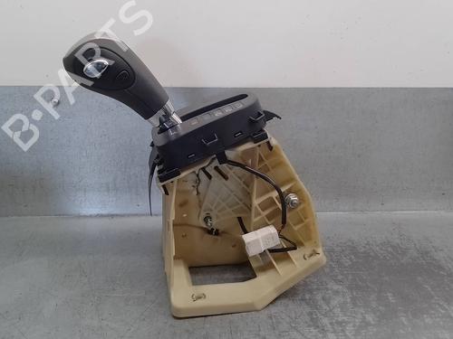 Used Gear lever Gear lever 17586968 17586968
