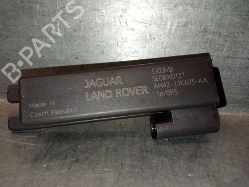 Antenne/Base JAGUAR F-PACE (X761) 2.0 TD4 (180 hp) 30137328