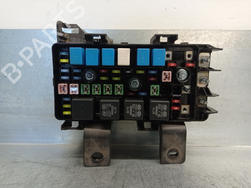 Used Fuse box HYUNDAI SONATA V (NF) 2.4 (162 hp) 13018143