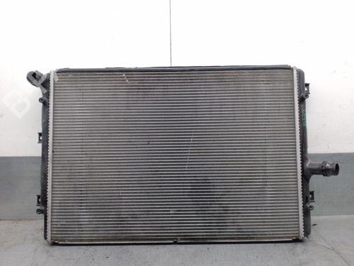 Radiateur à eau SKODA YETI (5L) 2.0 TDI (140 hp) 31931596