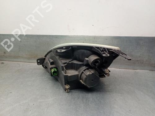 Right headlight FORD FIESTA V (JH_, JD_) 1.4 TDCi | BP25447124C29 