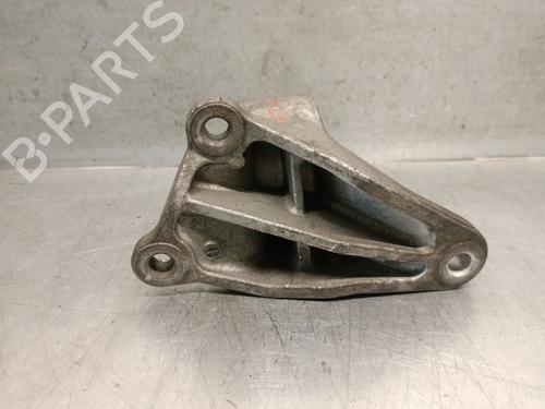 Engine mount MITSUBISHI GRANDIS (NA_W) 2.0 DI-D (NA8W) | BP28278988M89 