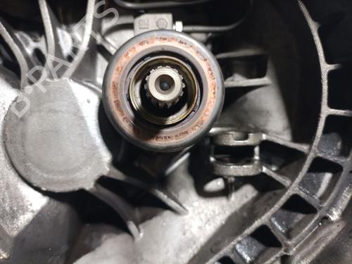 Gearbox SUZUKI SWIFT III (MZ, EZ) 1.3 DDiS (RS413D) | BP32175779M3 