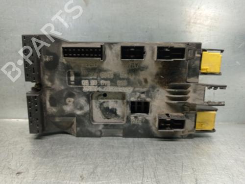 Used Fuse box MERCEDES-BENZ VITO Van (W638) 110 CDI 2.2 (638.094) (102 hp) 31882713