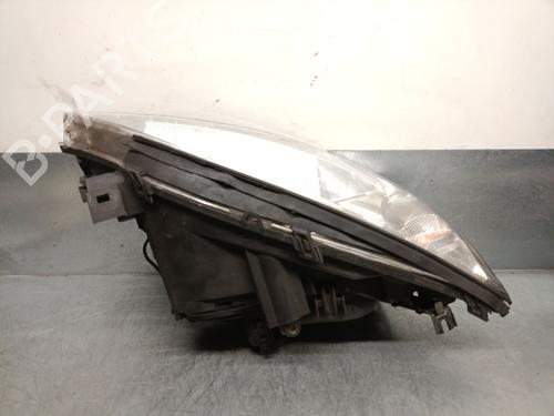 Right headlight FORD MONDEO III (B5Y) 2.0 16V TDDi / TDCi | BP22993824C29 