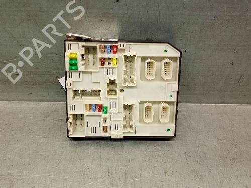 Used Fuse box Fuse box RENAULT MEGANE III Hatchback (BZ0/1_, B3_) 1.2 TCe (BZ2B, BZ11) (116 hp) 32403697 32403697