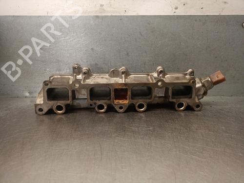 Injection rail SEAT LEON (1P1) 1.4 TSI | BP30001271M98