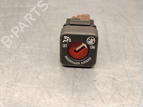 Used Switch Switch 36778477 36778477